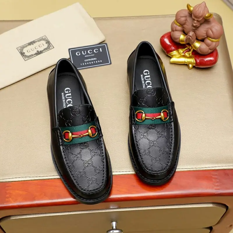 gucci oxfords chaussures pour homme s_1243775